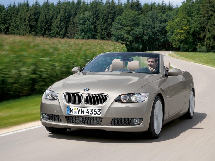 Bmw 3 series convertible front angle road