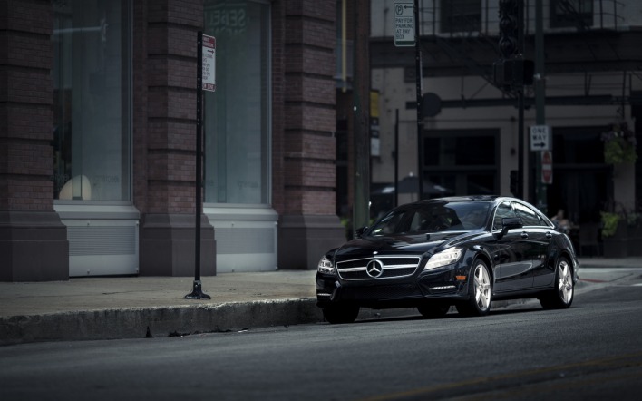 черный автомобиль Mercedes-Benz black car