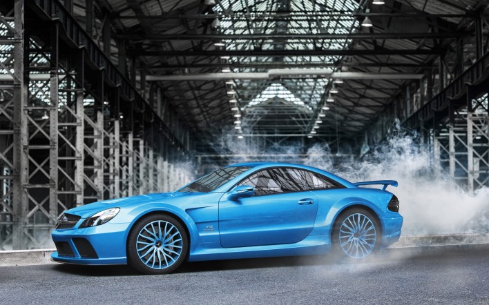 Mercedes-Benz синий гараж