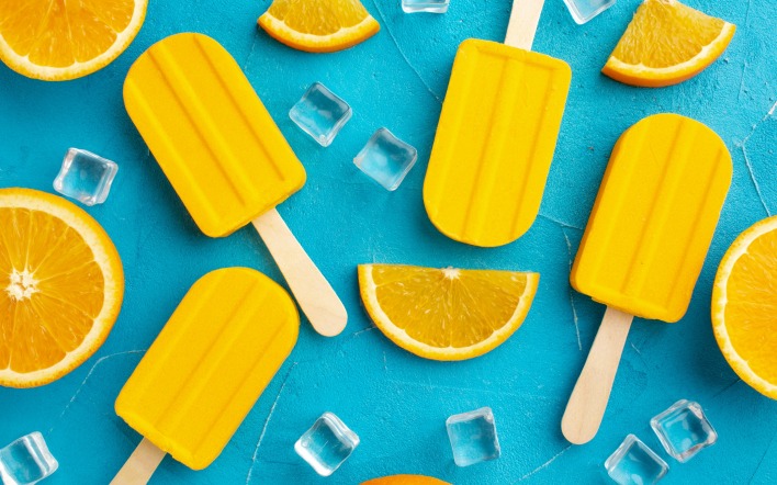 мороженое желтое апельсины креатив вид сверху