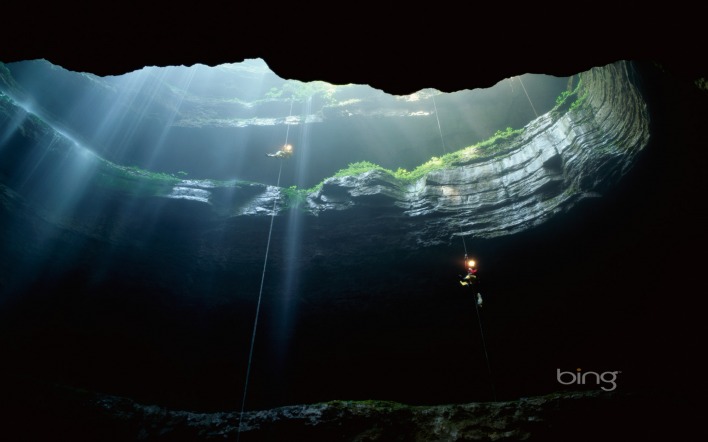 Санктум спуск в пещеру