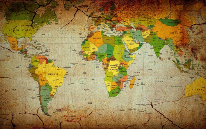 Политическая карта мира в трещинах
