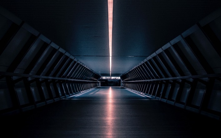 тоннель футуристичный темнота