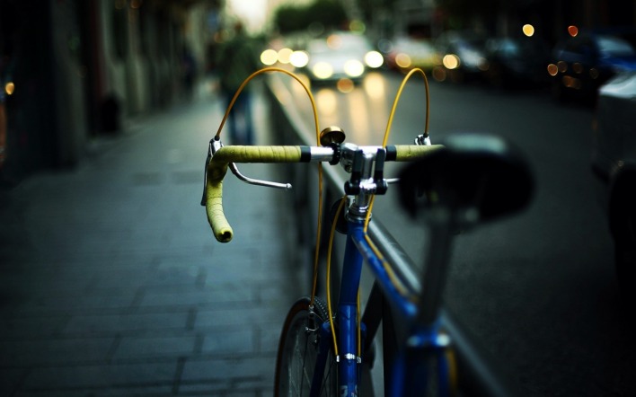 Велосипед в центре города