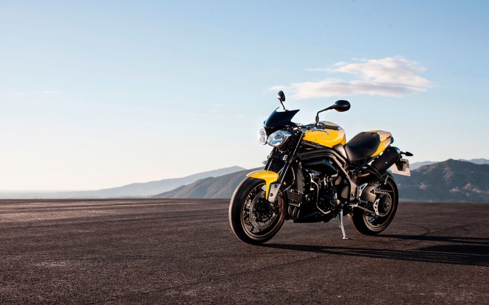мотоциклы желтый triumph speed triple