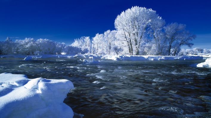 Река снег зима