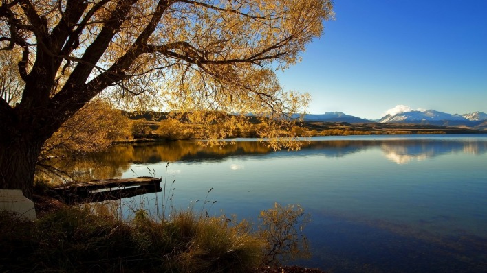 озеро гора осень дерево лодка