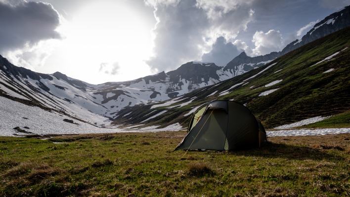 ущелье палатка склон горы