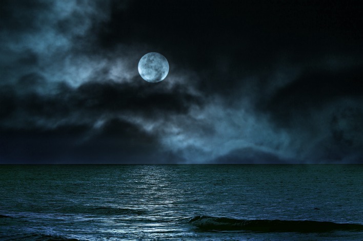 ночь луна облака океан