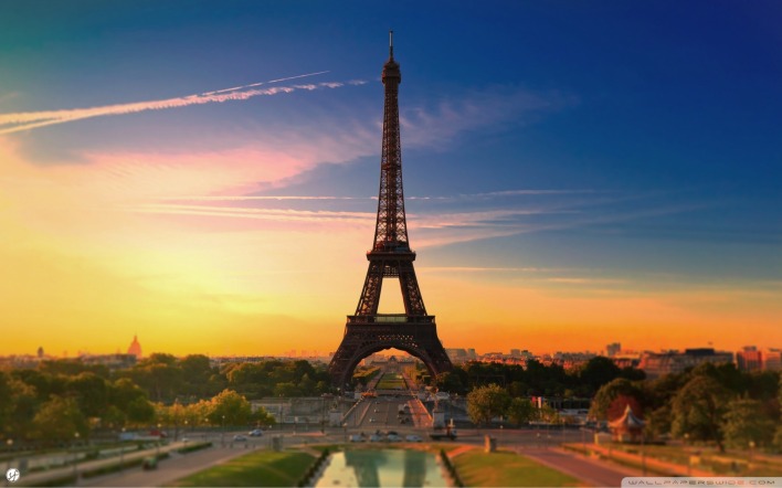 Париж,эйфелева башня,небо