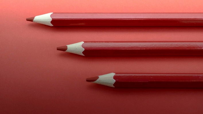 карандаши заточенные бордовые