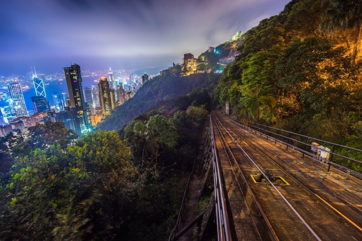 город гонконг китай железная дорога ночь огни склон