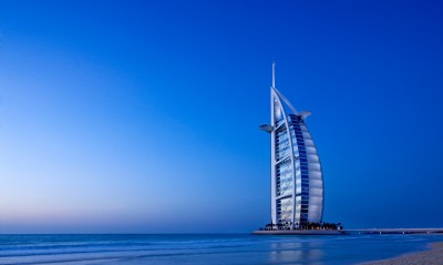 отель-парус в Дубае