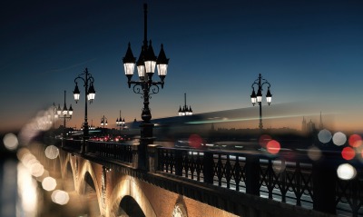 Мост движение фонари