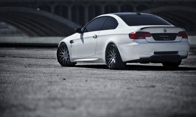 BMW M3 Купе белая