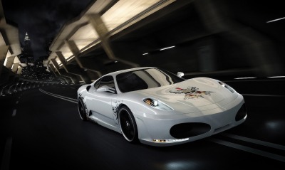 белый автомобиль Ferrari F430 Calavera