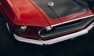 американская классика автомобиль фара капот бордовый