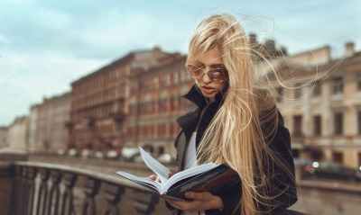 девушка блондинка книга girl blonde book