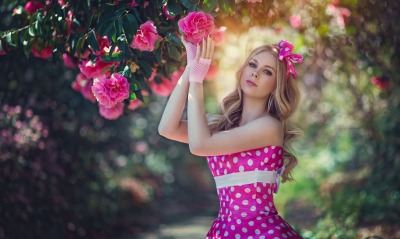 девушка платье цветы