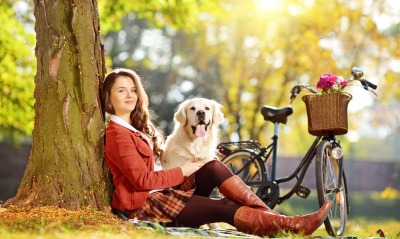 девушка собака велосипед природа