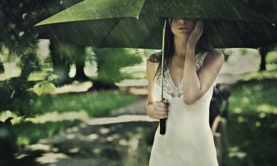 девушка зонт дождь природа