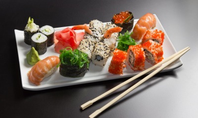 Суши, роллы, японская кухня