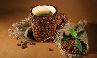 Чашка кофе из зерен