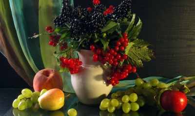 ягоды фрукты ваза
