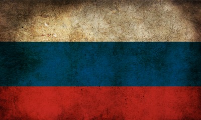 Российский флаг краской на стене