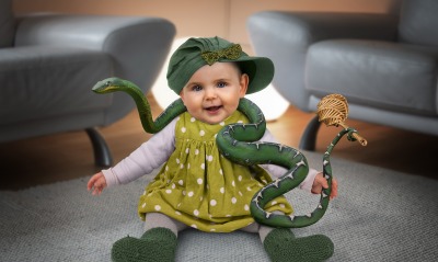 Малыш змея зеленая