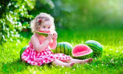 жизнь девочка ребенок арбузы life girl child watermelons