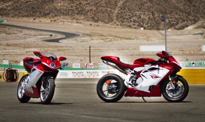 спортивный мотоцикл красный sports motorcycle red