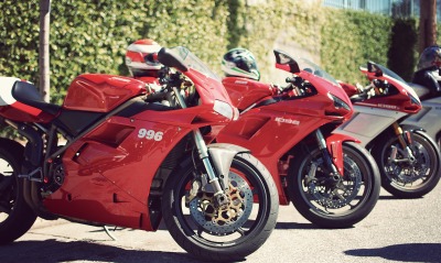 мотоциклы красные motorcycles red