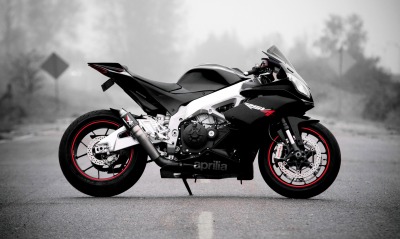 мотоцикл черный туман