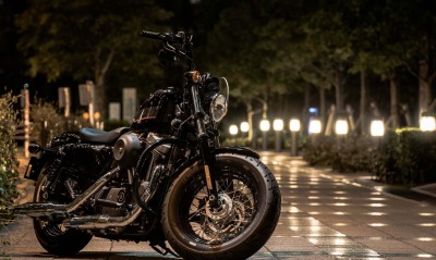мотоцикл черный харлей