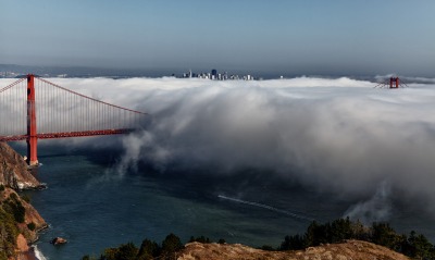 Туман над заливом