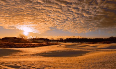 Солнце песок облака