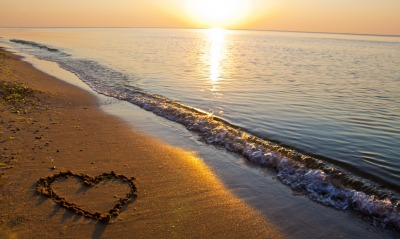 природа море горизонт песок сердце любовь солнце берег nature sea horizon sand heart love the sun shore