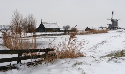 природа деревня дом снег зима забор мельница nature the village house snow winter fence mill