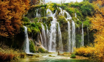 природа водопад осень деревья