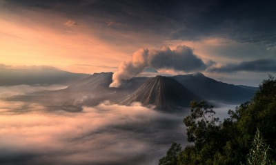вулкан бром Индонезия