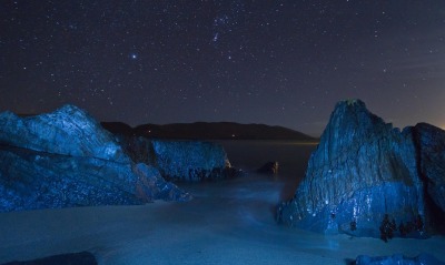 звездное небо скалы ночь