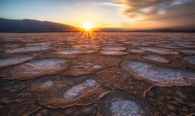 пустыня соль плато закат солнце лучи
