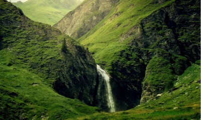 горное ущелье горы ущелье водопад