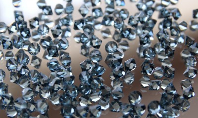 бриллианты макро драгоценные камни