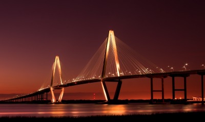 Вантовый мост огни ночь Рига
