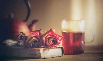 розы книга чай чайник кружка