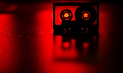 аудио кассета пленка красный