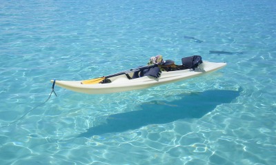 лодка прозрачная вода boat clear water