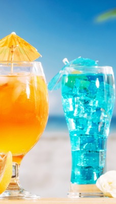 коктейли на море на пляже отдых релакс